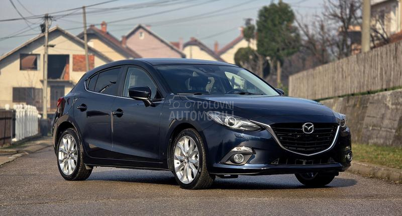 Mazda 3 G-120, BOSE, CH