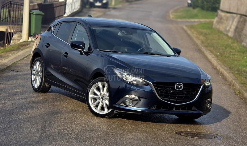 Mazda 3 G-120, BOSE, CH