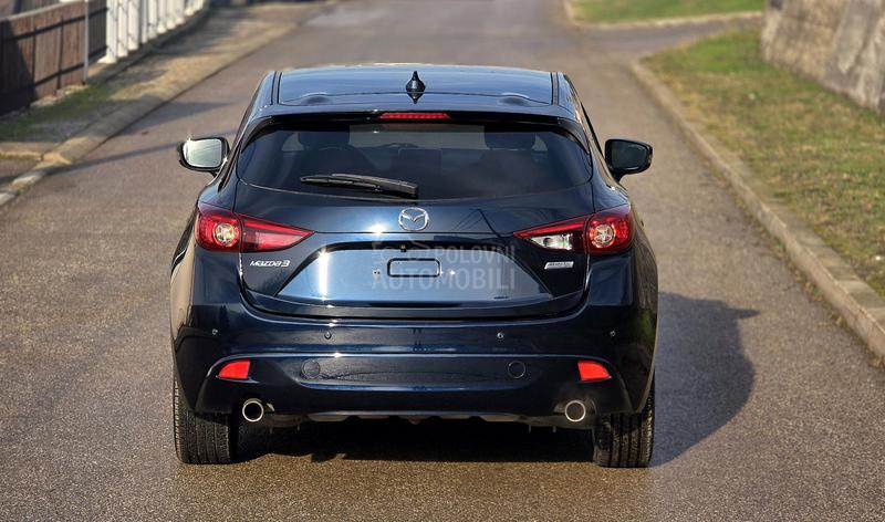 Mazda 3 G-120, BOSE, CH