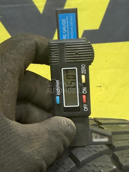 Blackstone 225/45 R19 Zimska