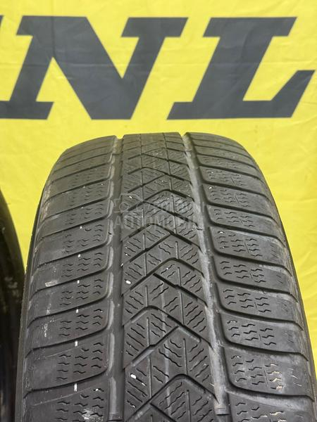 Pirelli 245/50 R19 Zimska