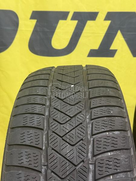 Pirelli 245/50 R19 Zimska