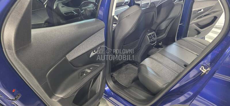 Peugeot 3008 1.5dci allure T.O.P