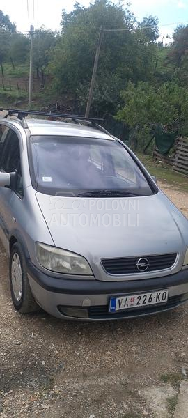 Opel Zafira 2.0