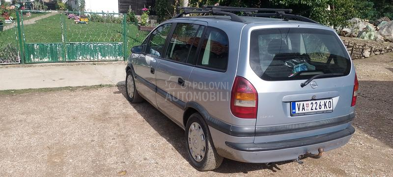 Opel Zafira 2.0