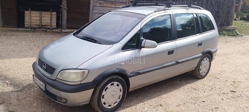 Opel Zafira 2.0