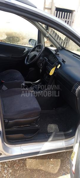 Opel Zafira 2.0