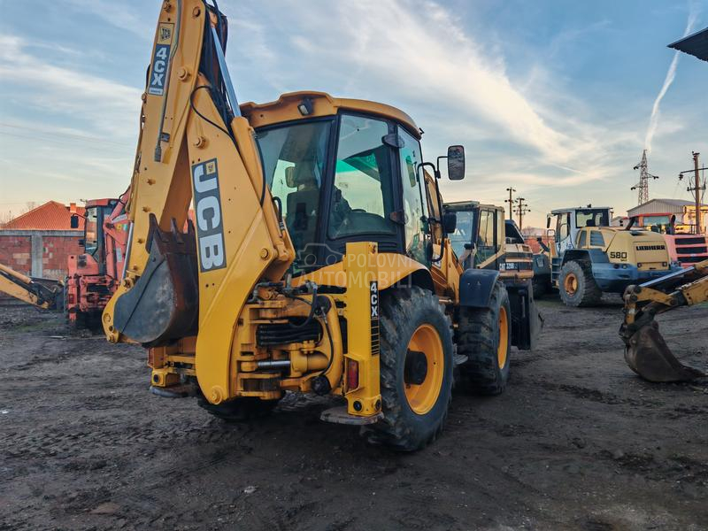 JCB 4CX
