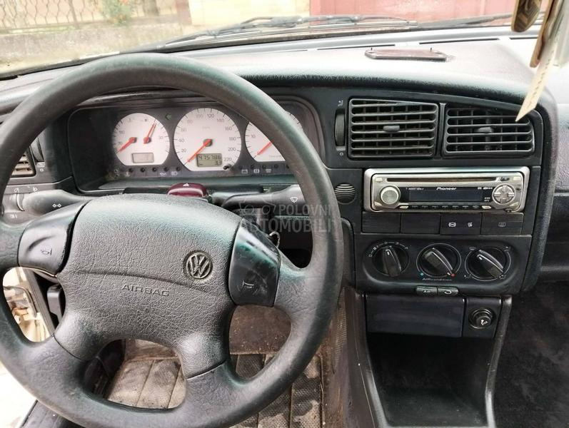 Volkswagen Passat B4 