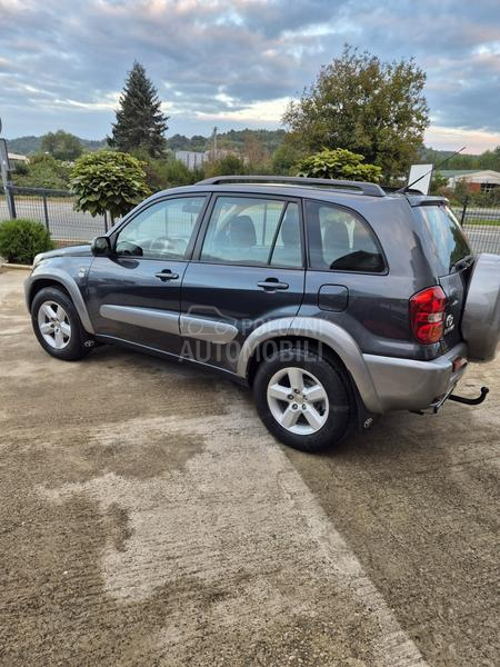 Toyota RAV 4 2.0 d4d