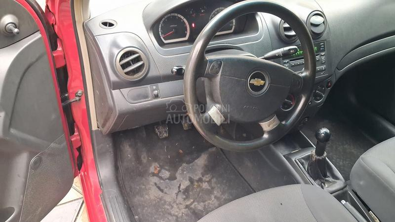 Chevrolet Aveo 12s
