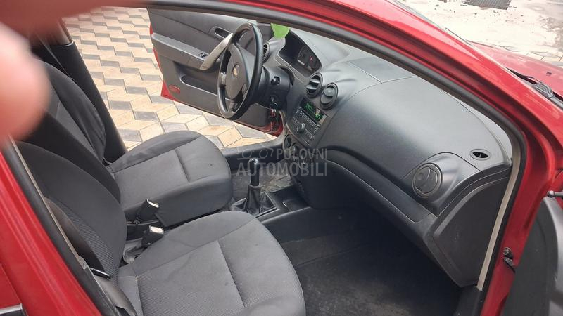 Chevrolet Aveo 12s
