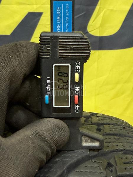 Nokian 215/60 R16 Zimska