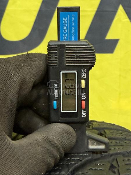 Nokian 215/60 R16 Zimska