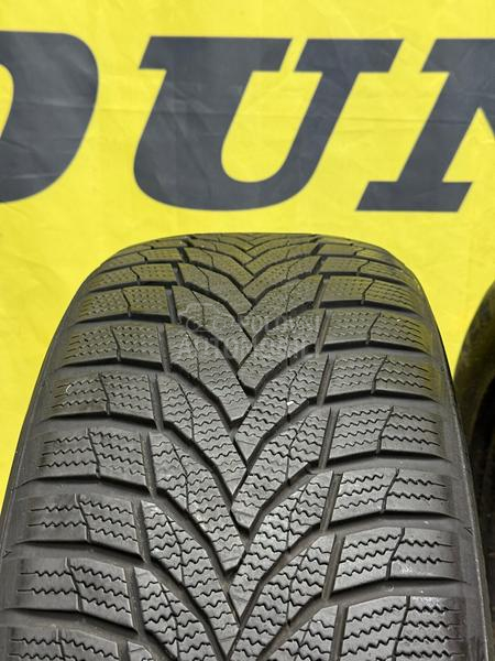 Nexen 235/55 R19 Zimska
