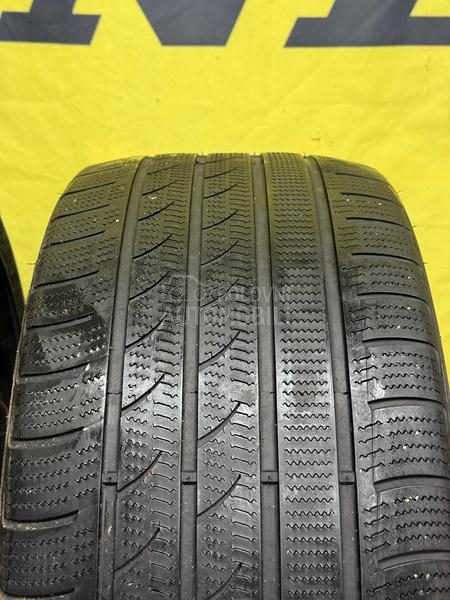 Tracmax 275/35 R19 Zimska