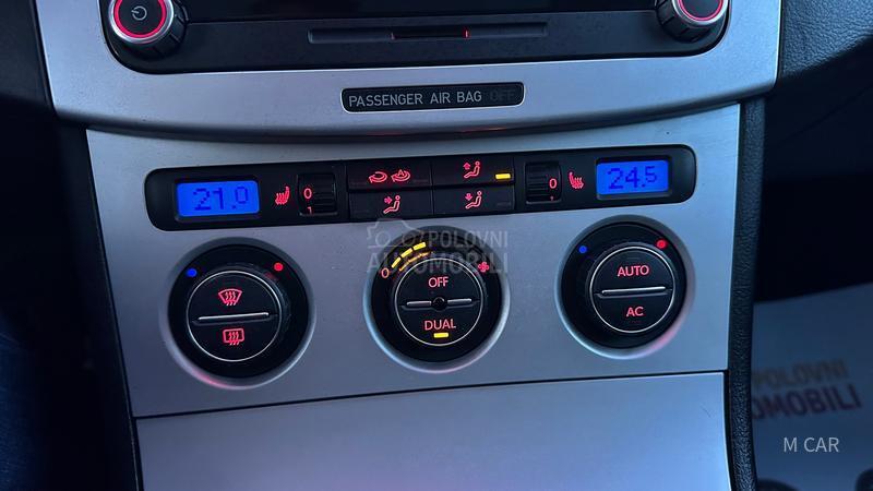 Volkswagen Passat B6 xenon/n a v i /siber