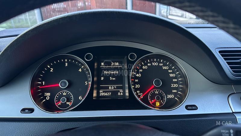 Volkswagen Passat B6 xenon/n a v i /siber