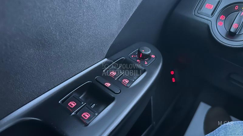 Volkswagen Passat B6 xenon/n a v i /siber