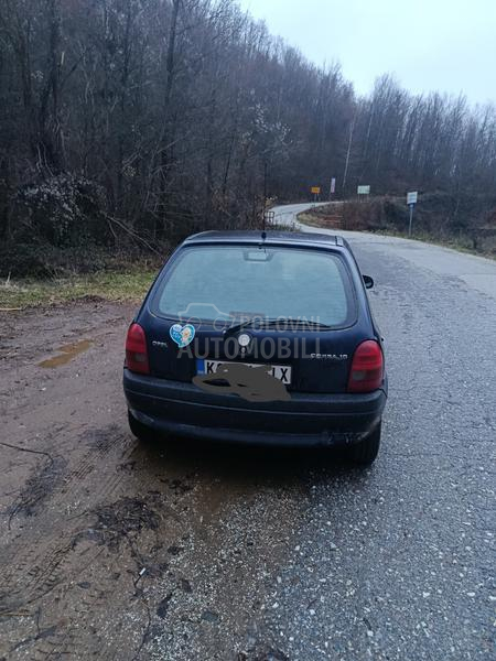 Opel Corsa B 1.0