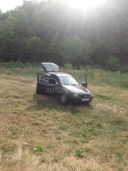 Opel Corsa B 1.0