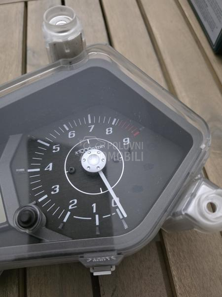 Kilometar sat za T max 530