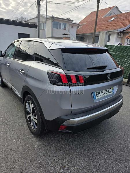 Peugeot 3008 1.6 HDI ALLURE