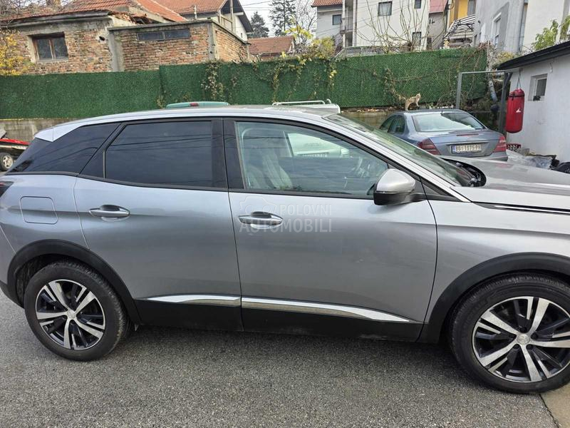 Peugeot 3008 1.6 HDI ALLURE