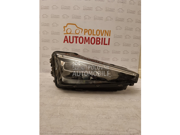 Desni led far za Škoda Skala od 2020. do 2024. god.