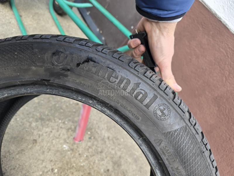 Continental 225/50 R17 Zimska