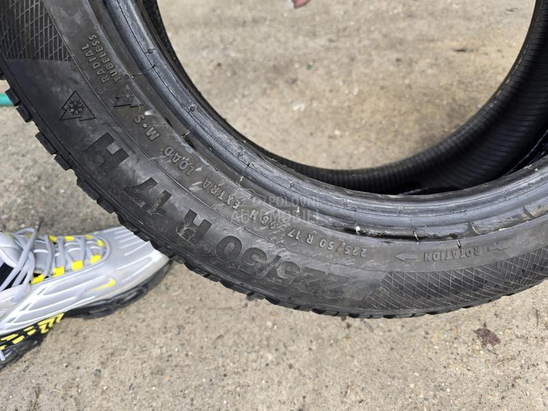 Continental 225/50 R17 Zimska
