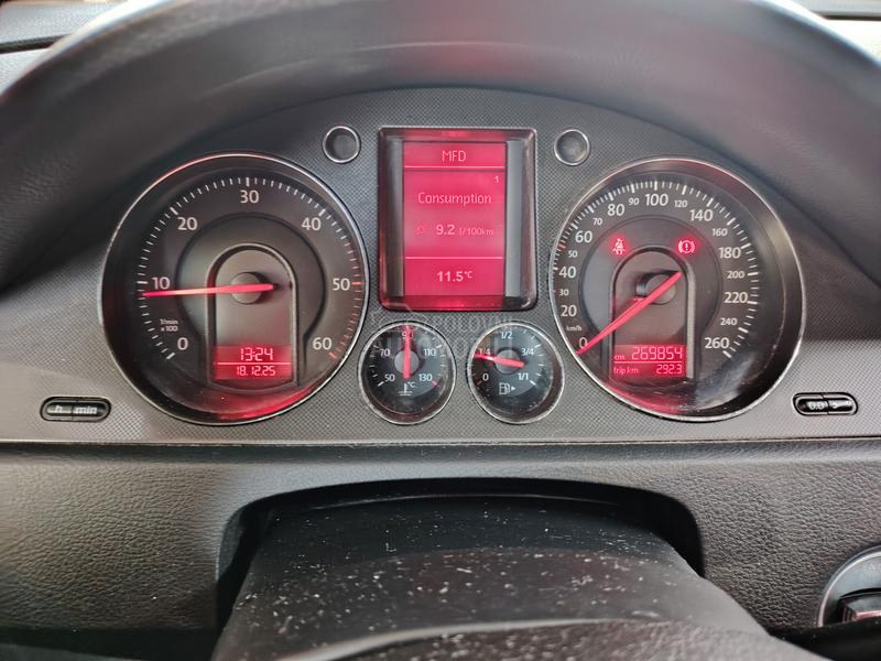 Volkswagen Passat B6 2.0