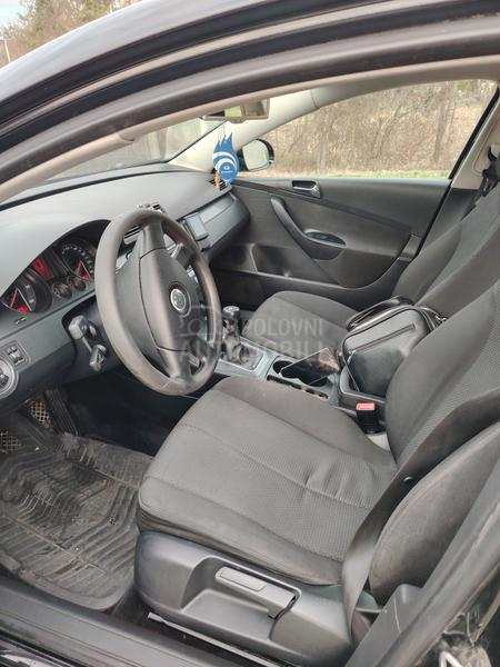 Volkswagen Passat B6 2.0