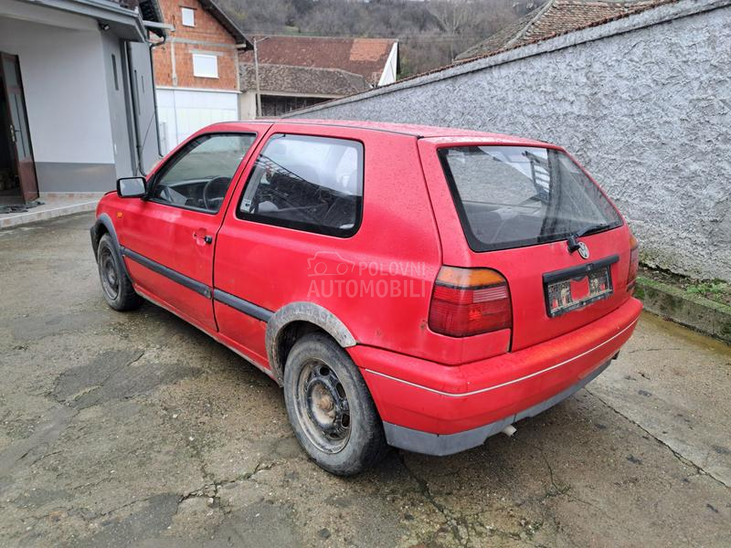 Volkswagen Golf 3 1.8