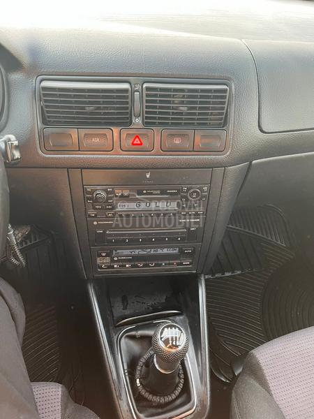 Volkswagen Golf 4 