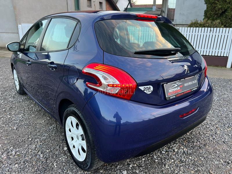 Peugeot 208 122.000 K.M