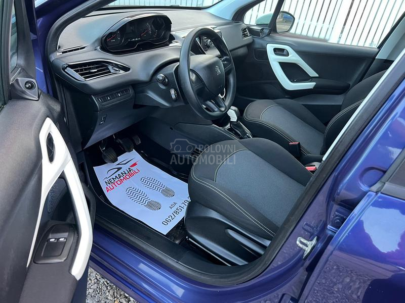 Peugeot 208 122.000 K.M