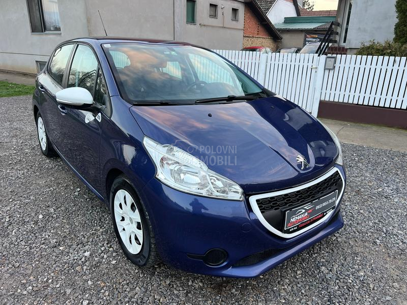Peugeot 208 122.000 K.M