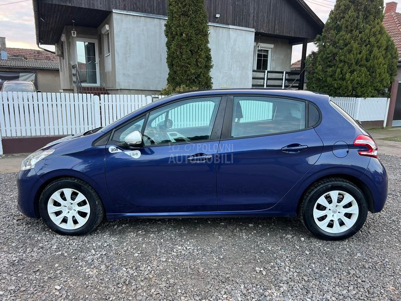 Peugeot 208 122.000 K.M