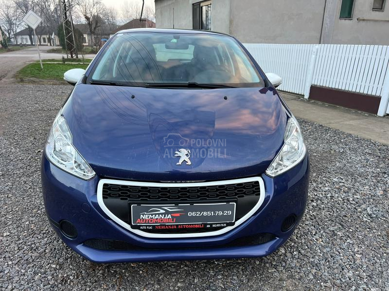 Peugeot 208 122.000 K.M