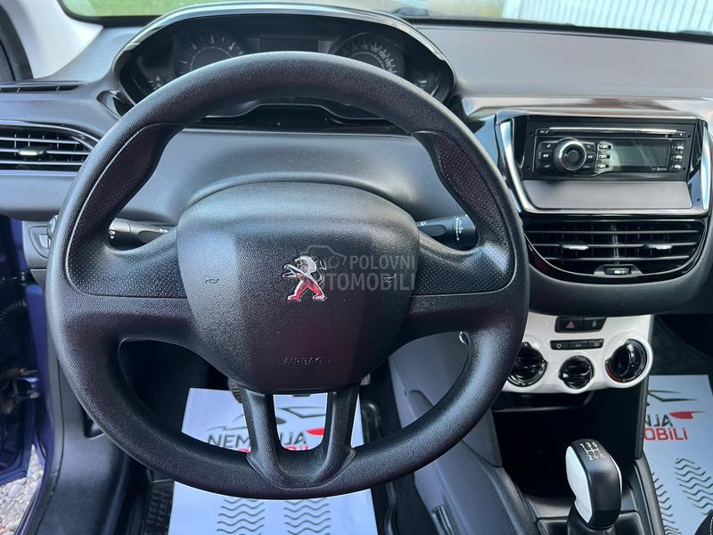 Peugeot 208 122.000 K.M