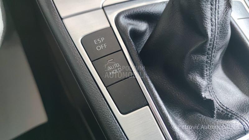 Volkswagen Passat B6 2.0 TDi/HIGHLINE/BJP