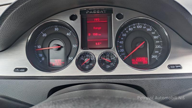 Volkswagen Passat B6 2.0 TDi/HIGHLINE/BJP