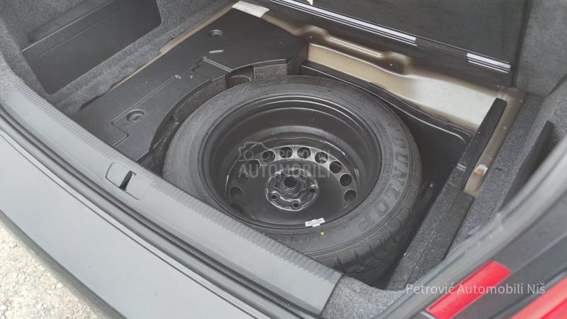 Volkswagen Passat B6 2.0 TDi/HIGHLINE/BJP