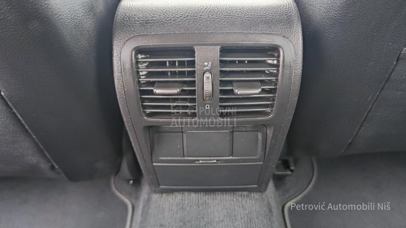 Volkswagen Passat B6 2.0 TDi/HIGHLINE/BJP