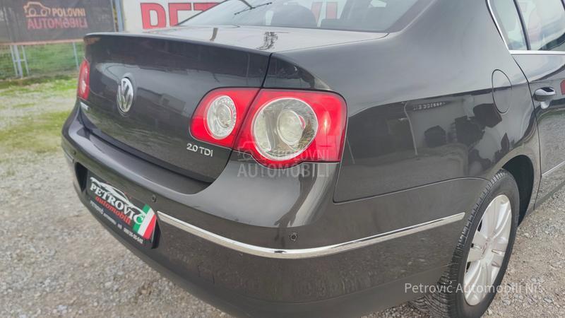 Volkswagen Passat B6 2.0 TDi/HIGHLINE/BJP