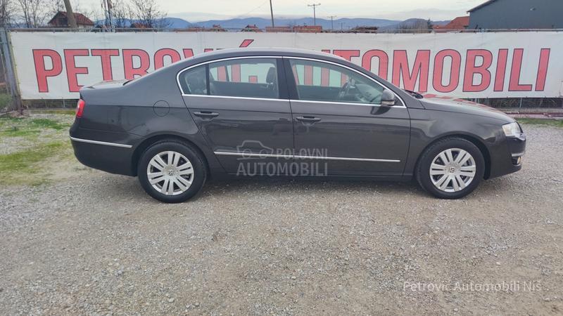 Volkswagen Passat B6 2.0 TDi/HIGHLINE/BJP