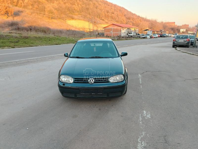 Volkswagen Golf 4 
