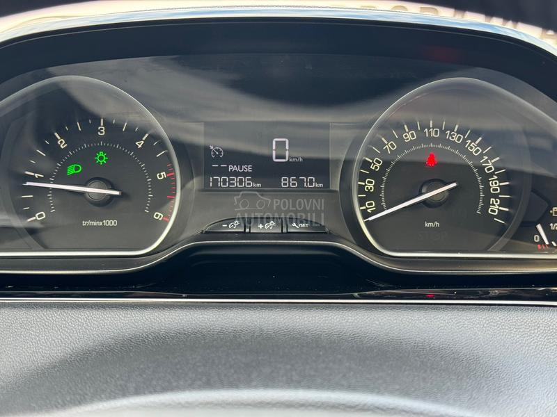 Peugeot 208 LED