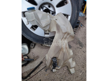 Posuda prskalica za Audi A4